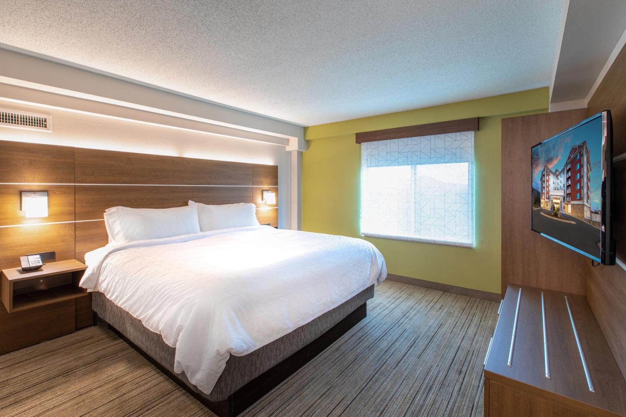 Two-Bedroom King Suite - Non-Smoking,1275485962:JPEG