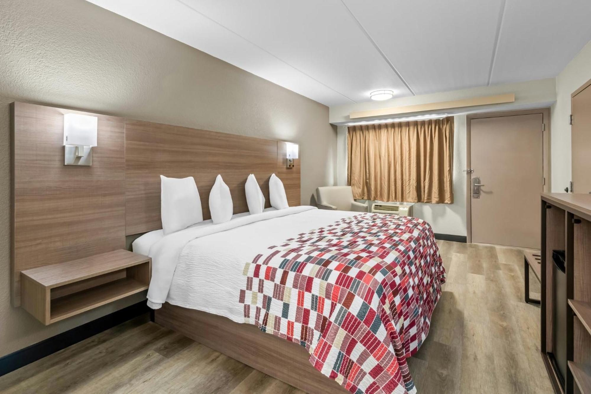 Deluxe King Bed Smoke Free