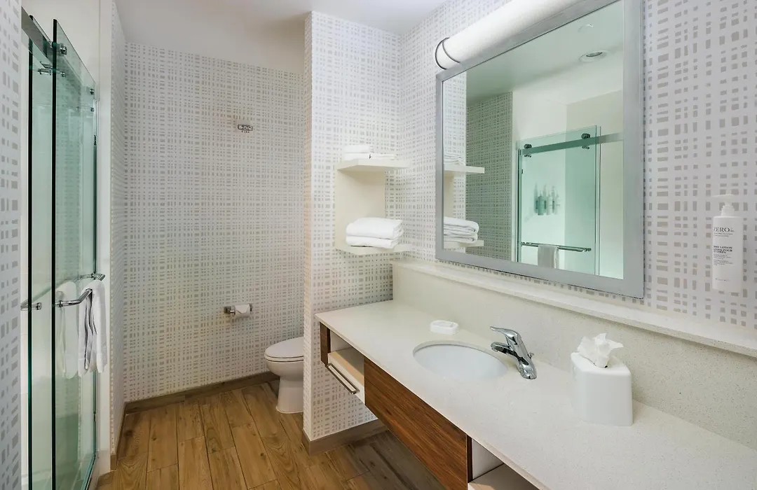 Hampton Inn & Suites-Asheville Biltmore Village, Nc-1