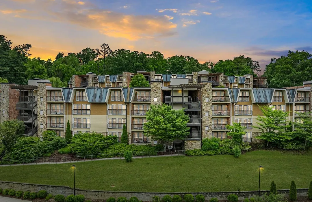 Lantern Lodge Asheville Biltmore Village-1