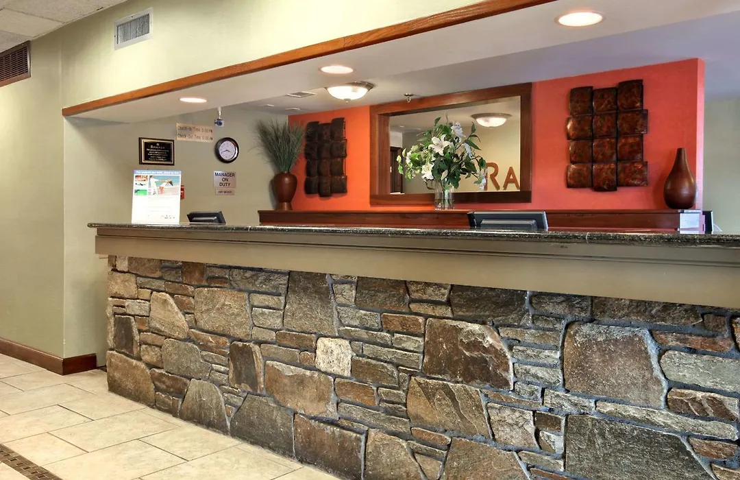 Ramada By Wyndham Asheville / Biltmore West-1
