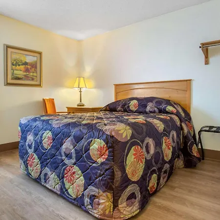 Rodeway Inn Asheville-2