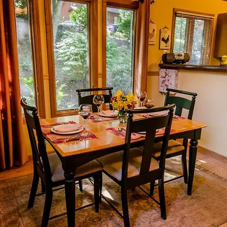Asheville Cabins Of Willow Winds-3