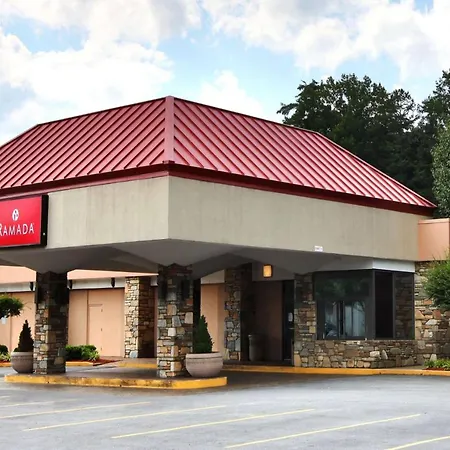 Ramada By Wyndham Asheville / Biltmore West-3