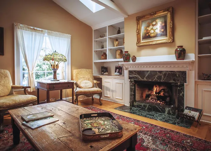 Cedar Crest Inn Asheville