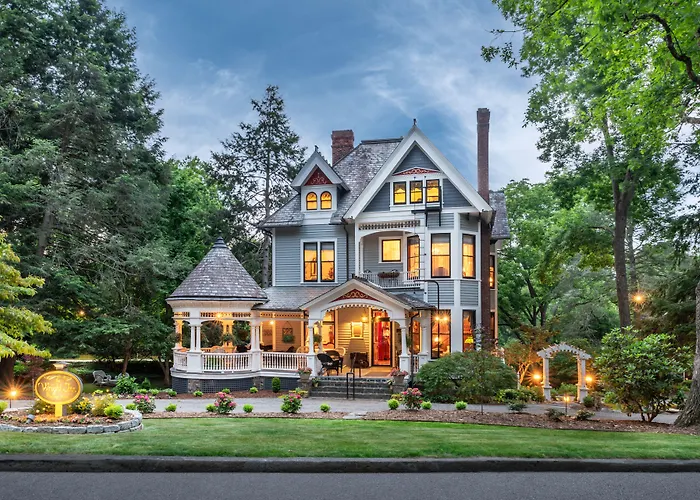 1899 Wright Inn And Carriage House Asheville