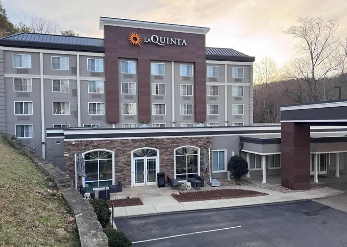 Country Inn & Suites By Radisson Asheville Downtown Tunnel Road