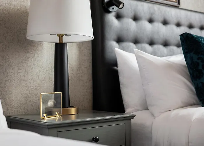 Foundry Hotel Asheville, Curio Collection By Hilton